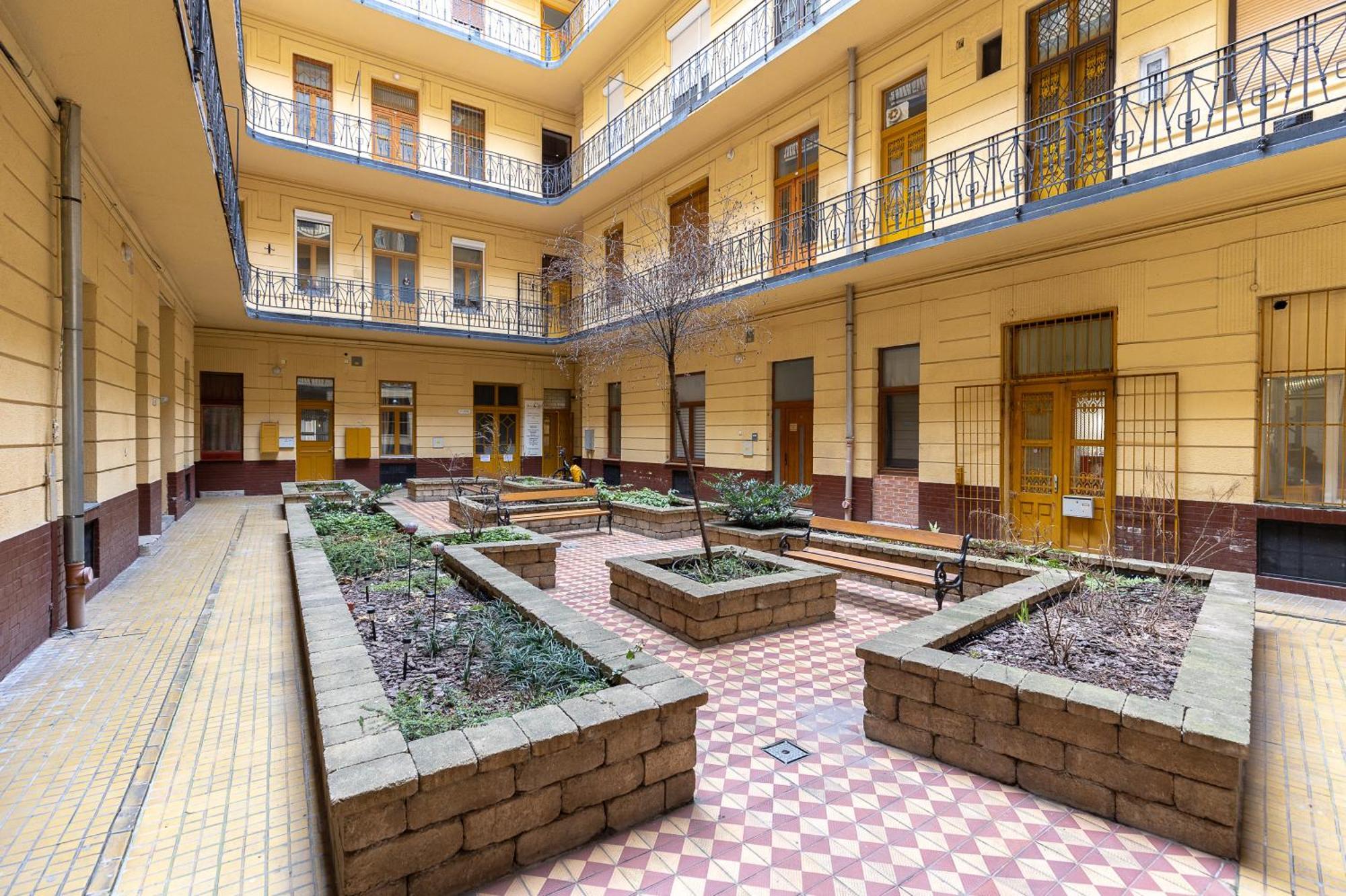 Harmony & Cute - Central Apartments Budapest Esterno foto