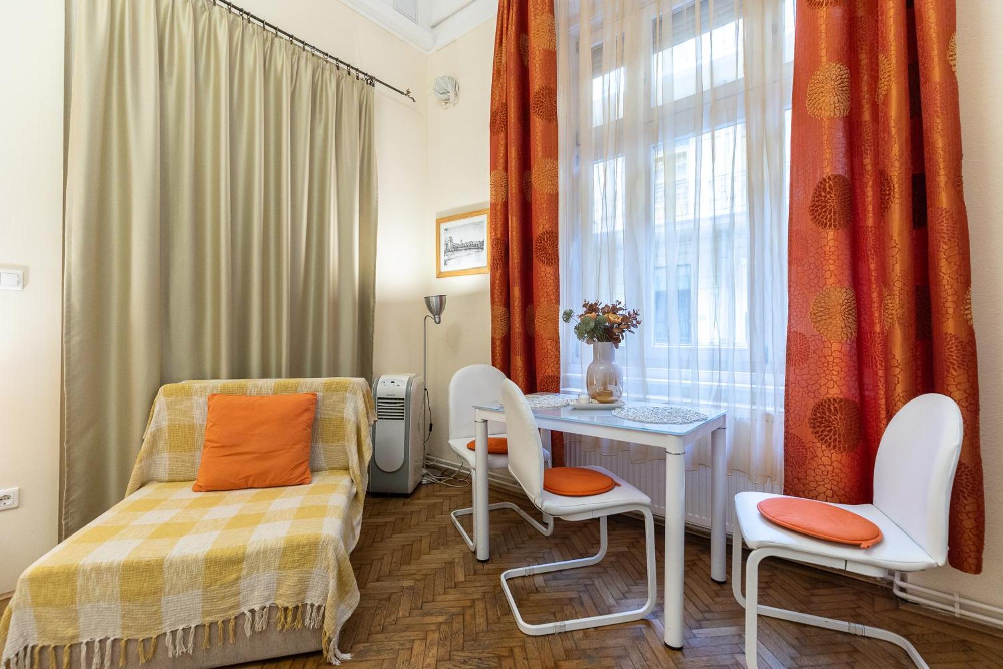 Harmony & Cute - Central Apartments Budapest Esterno foto